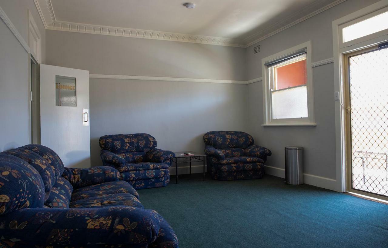 Criterion Hotel Gundagai Kültér fotó