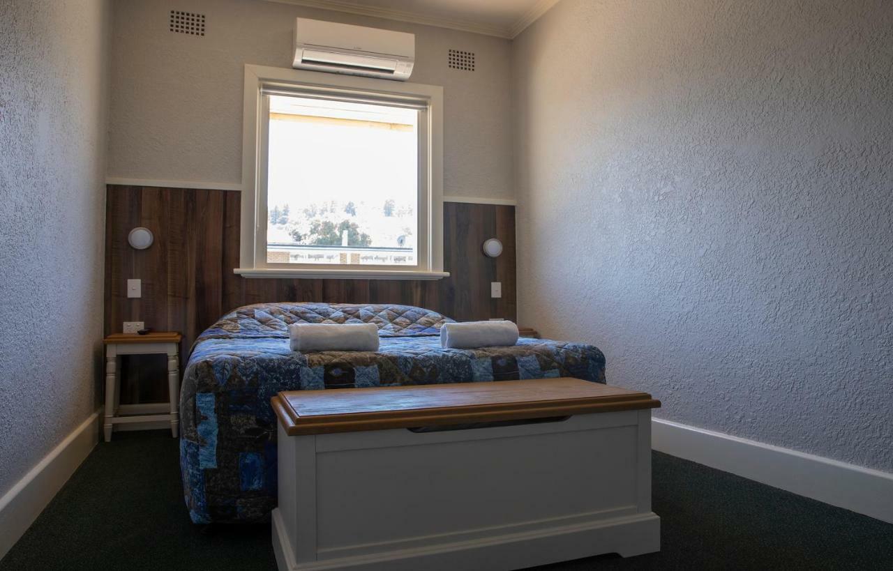 Criterion Hotel Gundagai Kültér fotó