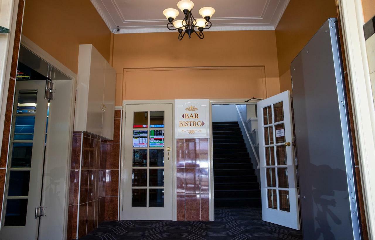 Criterion Hotel Gundagai Kültér fotó
